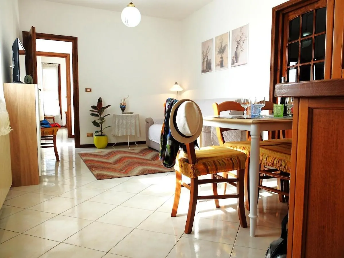 Casa Luminosa A 5 Min Dal Mare Apartment Lido di Camaiore 0*,